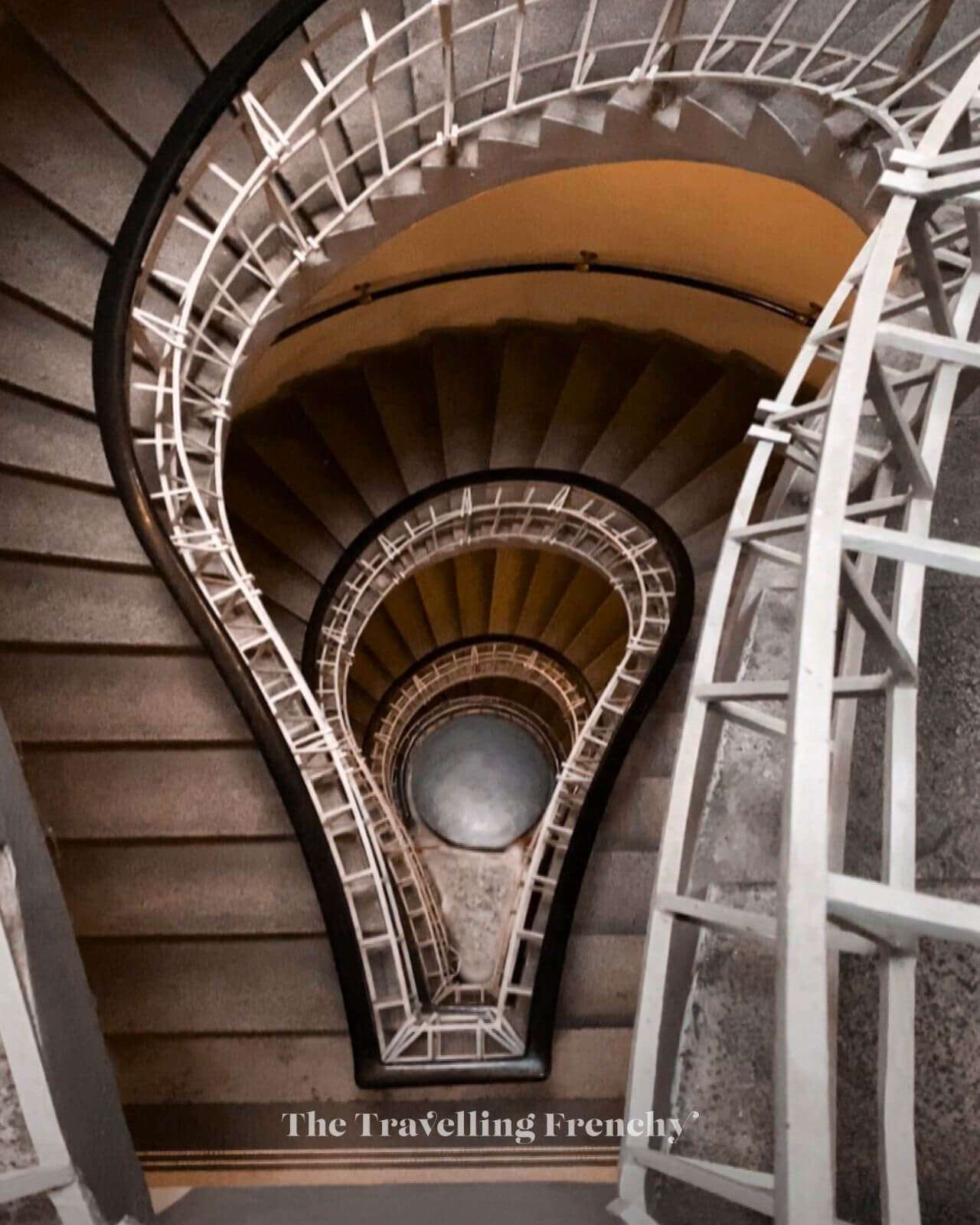 Lightbulb Staircase, Prague