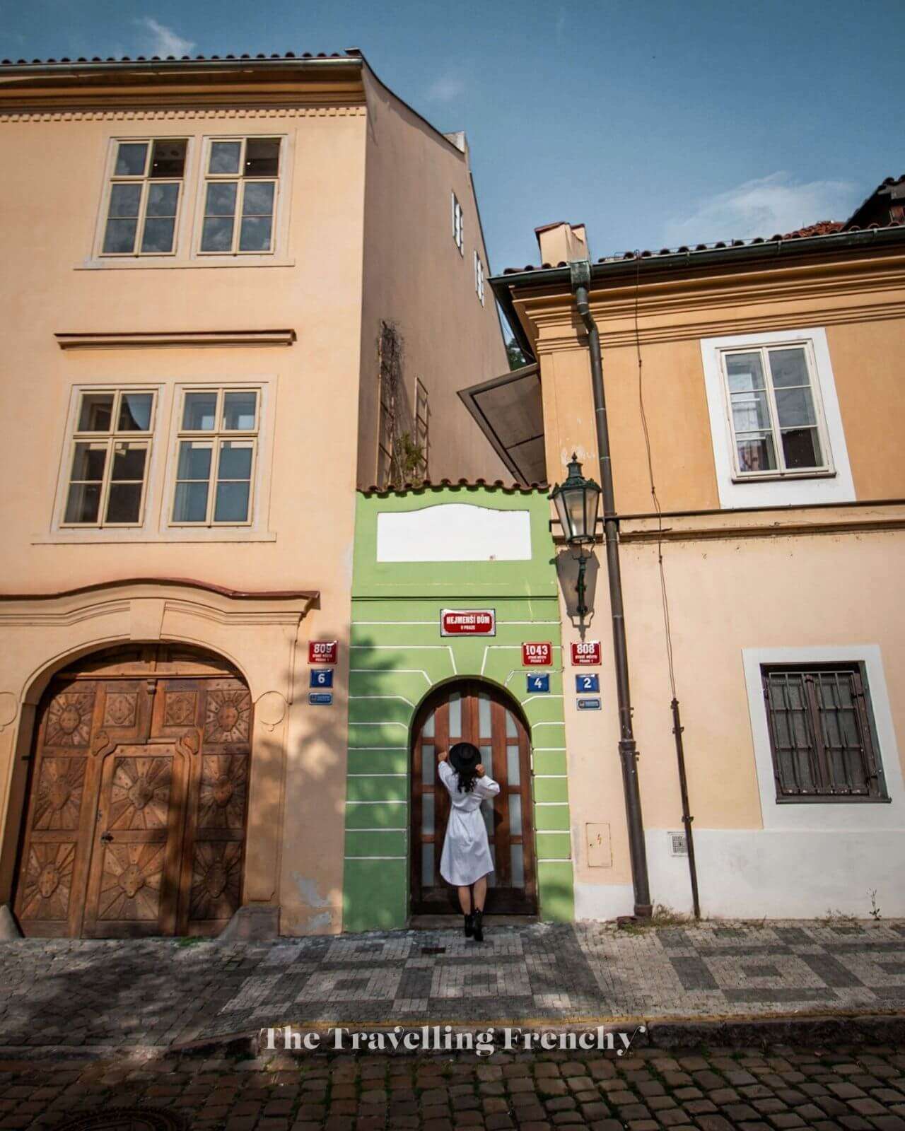 The smallest house in Prague
